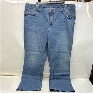 Old Navy Classic Blue Denim Women's Jeans Mid-Rise Kicker Boot-Cut | Size 20